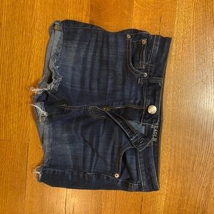 American Eagle high wasted jean shorts